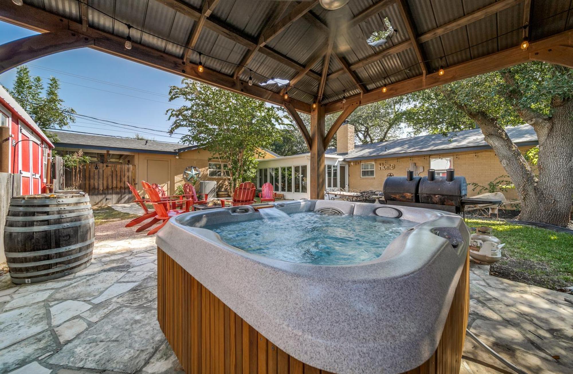 Charming Pet Friendly 4 Bdrm Home Mins To Main St And Wineries Φρέντερικσμπεργκ Εξωτερικό φωτογραφία