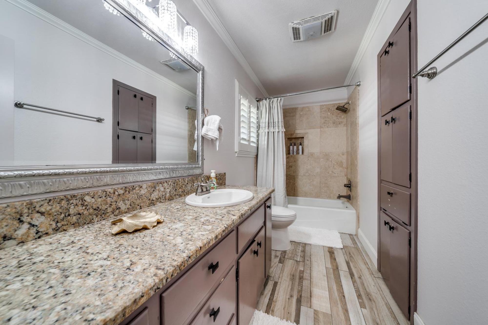 Charming Pet Friendly 4 Bdrm Home Mins To Main St And Wineries Φρέντερικσμπεργκ Εξωτερικό φωτογραφία